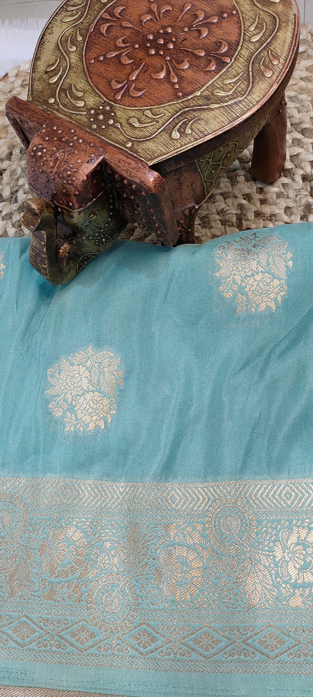 Banarasi Pattu Saree with Zari Floral Buti [VS07]