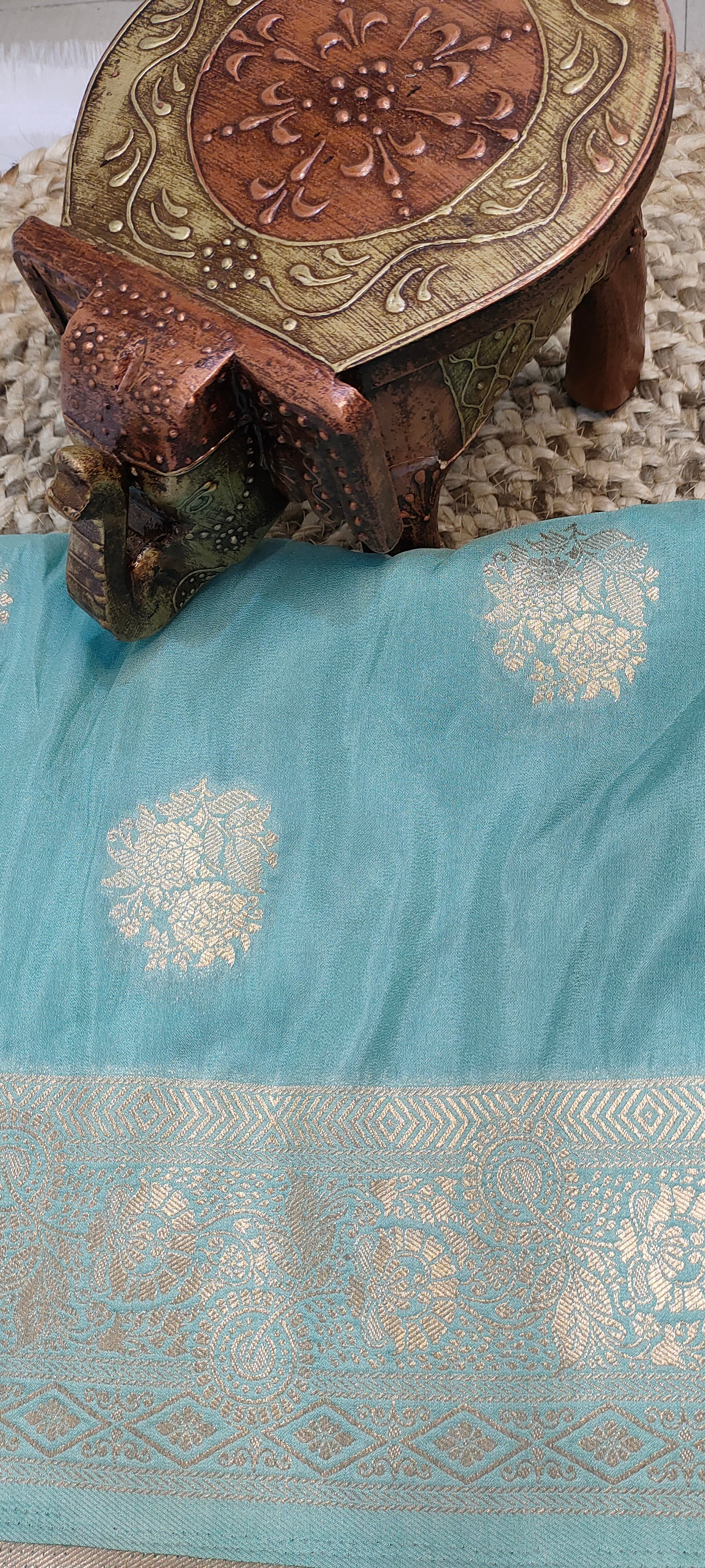 Banarasi Pattu Saree with Zari Floral Buti [VS07]