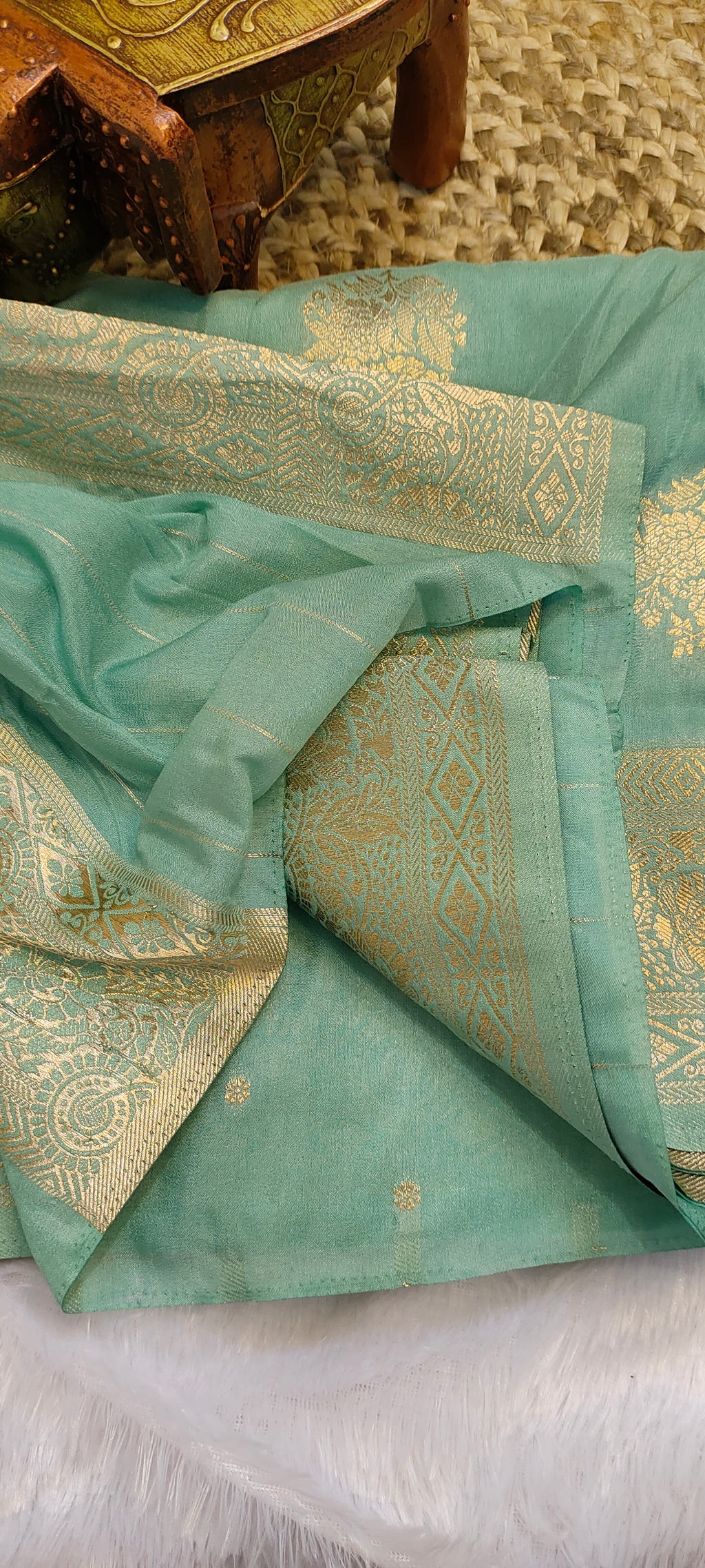 Banarasi Pattu Saree with Zari Floral Buti [VS07]