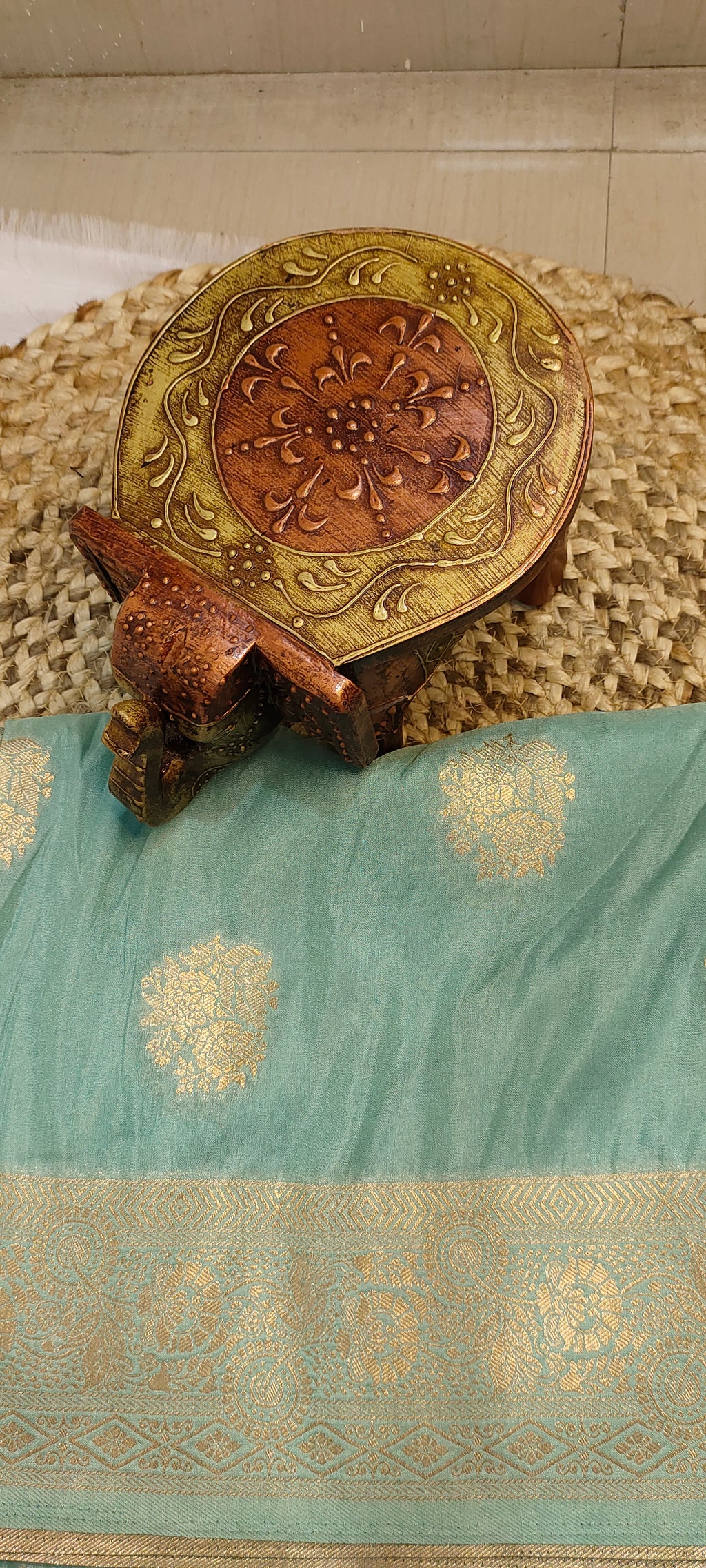 Banarasi Pattu Saree with Zari Floral Buti [VS07]